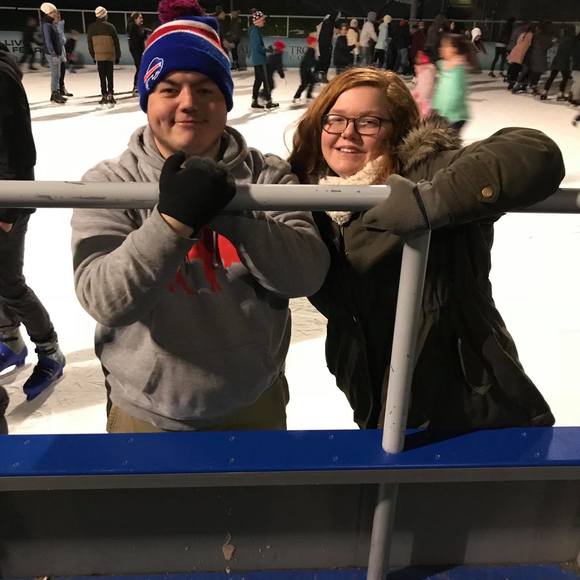 Meet your Posher, Chris - Picture 1 of 1